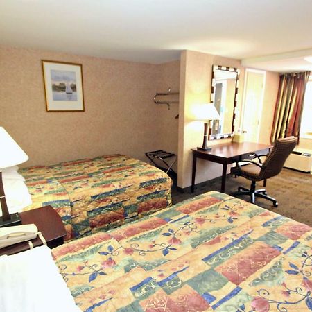 Pine Grove  Knights Inn Pine Grove מראה חיצוני תמונה