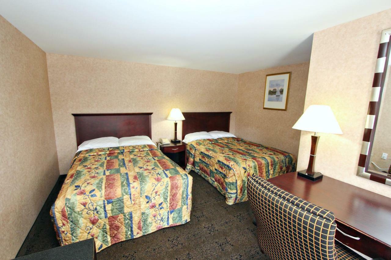 Pine Grove  Knights Inn Pine Grove מראה חיצוני תמונה