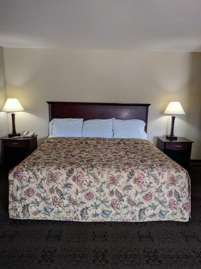 Pine Grove  Knights Inn Pine Grove מראה חיצוני תמונה